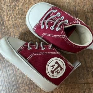 Texas A&M baby shoes